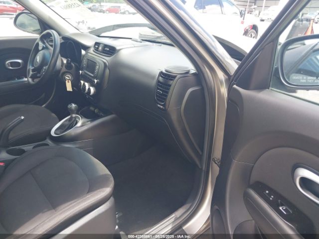 KNDJN2A22J7520288 KIA Soul
