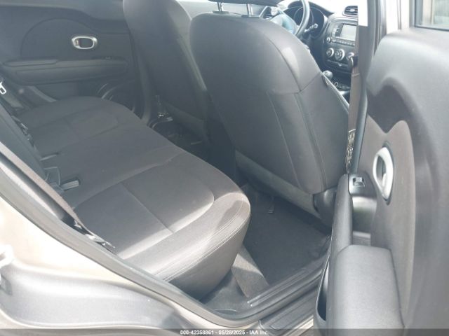 KNDJN2A22J7520288 KIA Soul