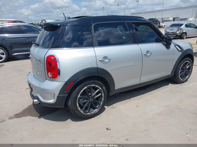 2015 MINI COUNTRYMAN WMWZC3C58FWT04428 Photo 3