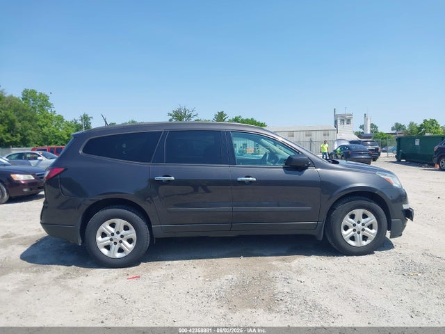 1GNKRFED4HJ115405 Chevrolet Traverse Ls