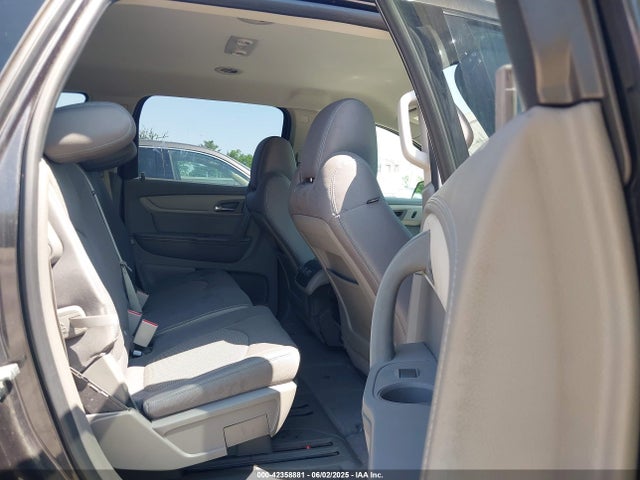 1GNKRFED4HJ115405 Chevrolet Traverse Ls