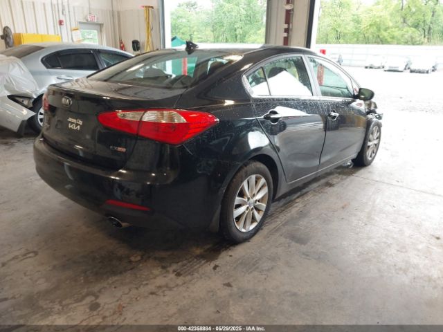 KNAFX4A88E5199386 KIA FORTE EX