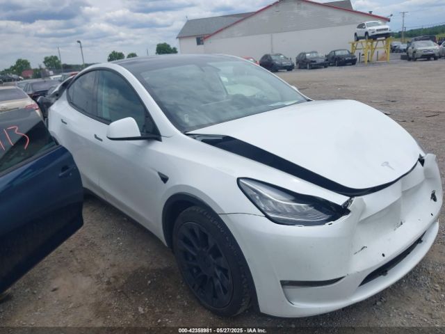 2022 TESLA MODEL Y 7SAYGDEE3NF315963