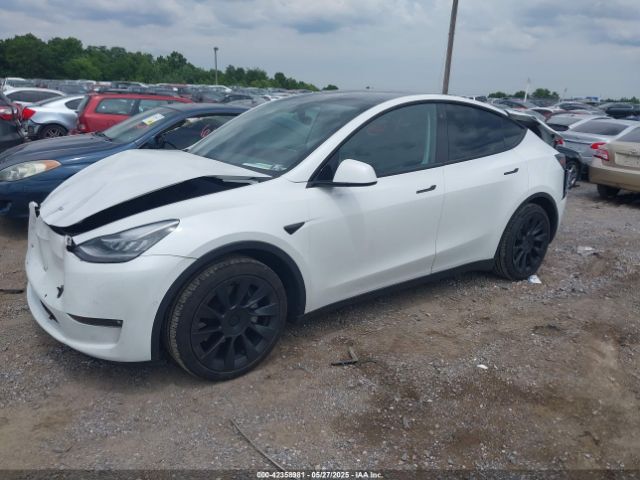 2022 TESLA MODEL Y 7SAYGDEE3NF315963 Photo 1