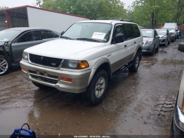 1998 MITSUBISHI MONTERO SPORT JA4LS31P3WP006986 Photo 1