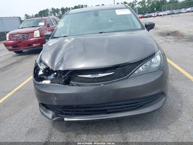 2C4RC1AG0LR209510 Chrysler Voyager L