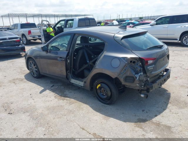 2018 MAZDA MAZDA3 3MZBN1L30JM204492 Photo 2