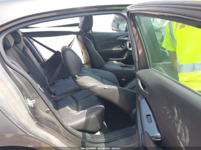 2018 MAZDA MAZDA3 3MZBN1L30JM204492 Photo 7