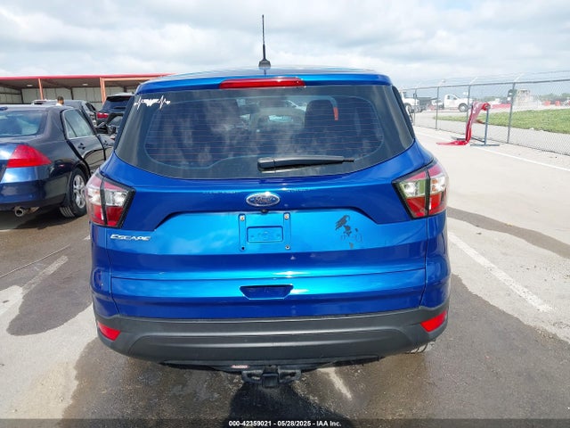 1FMCU0F78HUC50897 Ford ESCAPE S
