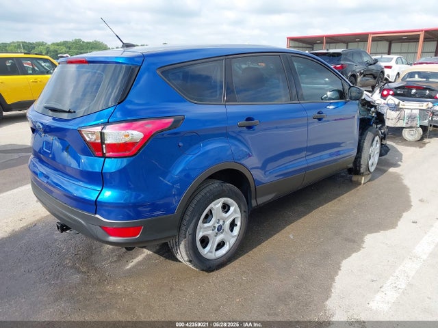 1FMCU0F78HUC50897 Ford ESCAPE S