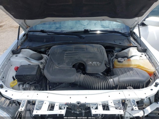 Chrysler 2014 2014 2C3CCARG8EH136524 Image 10