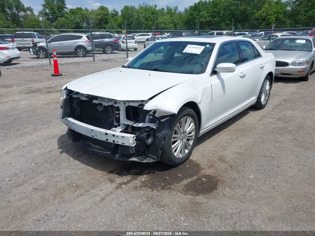 Chrysler 2014 2014 2C3CCARG8EH136524 Image 2