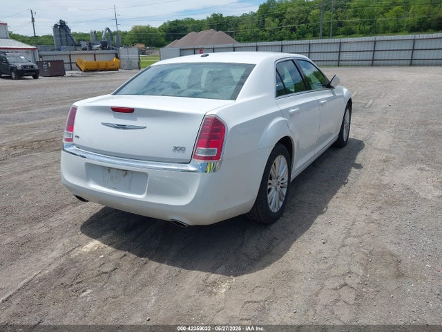 Chrysler 2014 2014 2C3CCARG8EH136524 Image 4
