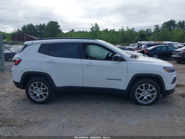 3C4NJDFB7NT181093 Jeep Compass