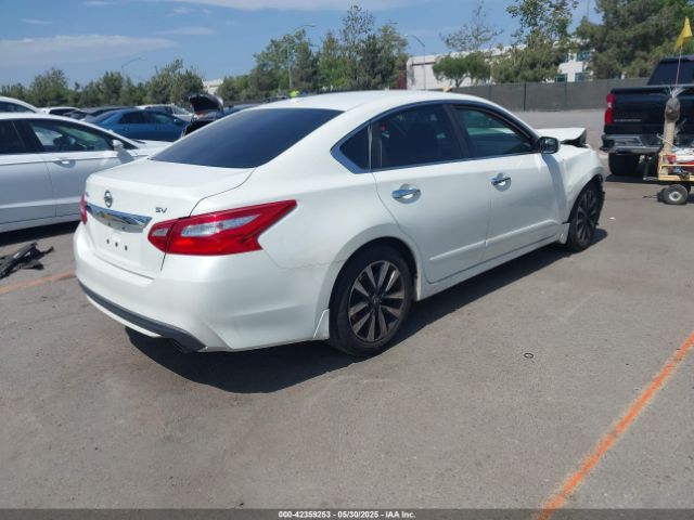 1N4AL3AP9HC179874 Nissan 2017
