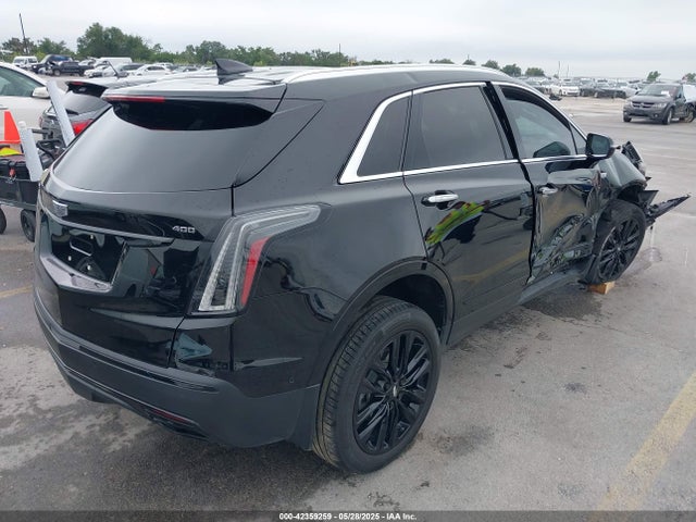 1GYKNCRS6NZ119099 Cadillac lgx