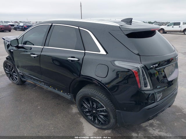 1GYKNCRS6NZ119099 Cadillac lgx