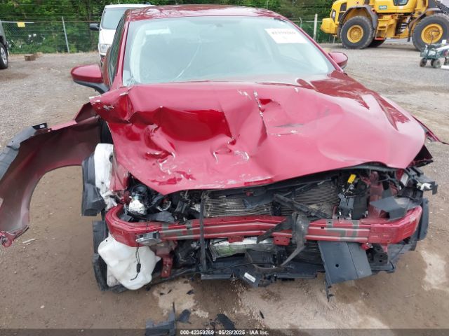 3FA6P0HD9HR322733 Ford FUSION SE
