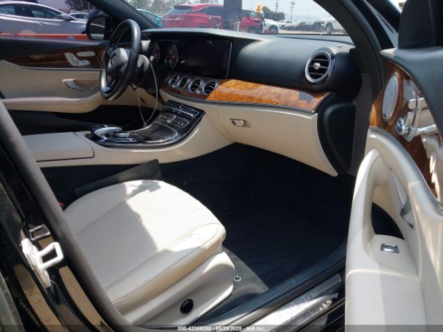 2017 MERCEDES-BENZ E 300 WDDZF4JB4HA015092 Photo 4