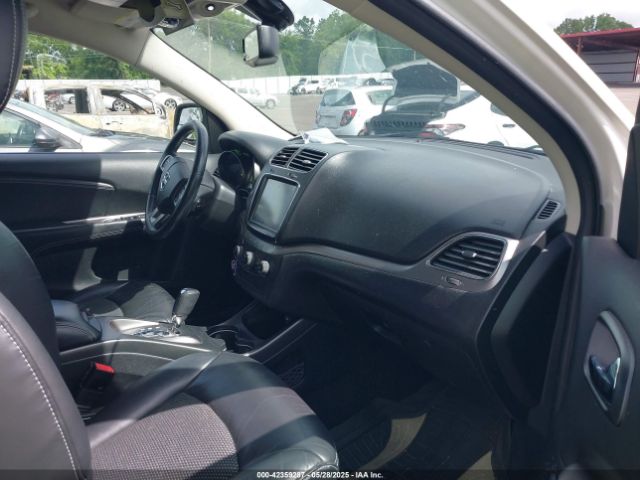 3C4PDCGB3GT138401 Dodge Journey Crossroad Plus