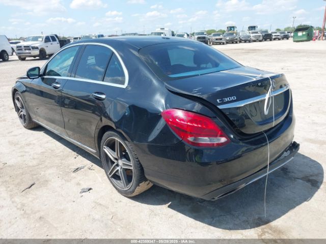 2017 MERCEDES-BENZ C 300 55SWF4JB7HU205942 Photo 2