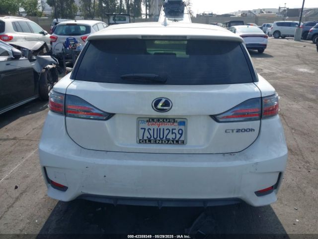 JTHKD5BHXG2271805 Lexus CT 200H