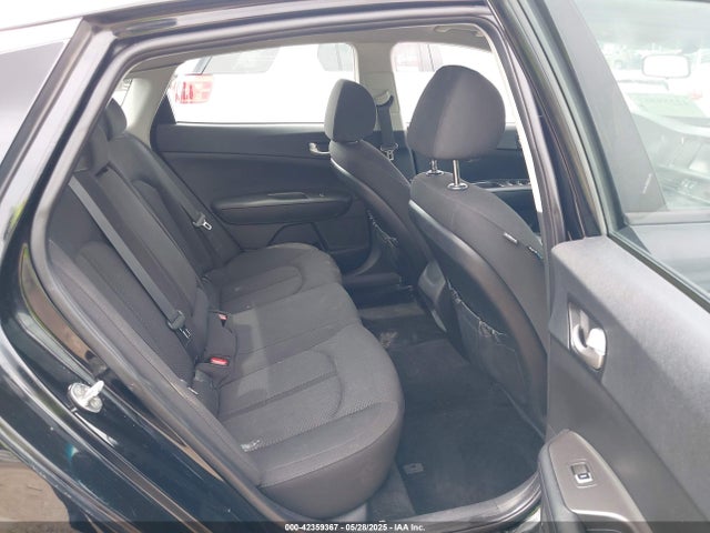 5XXGT4L3XJG239560 KIA Optima Lx