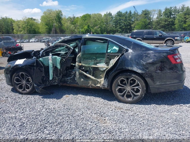 1FAHP2KT2GG116535 Ford TAURUS SHO