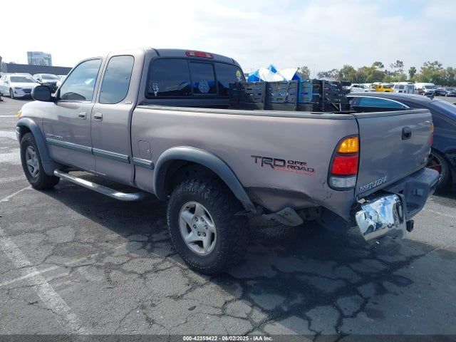 Продажа на аукционе авто 2002 Toyota Tundra Sr5 V8, vin: 5TBRT34162S323562, номер лота: 42359422