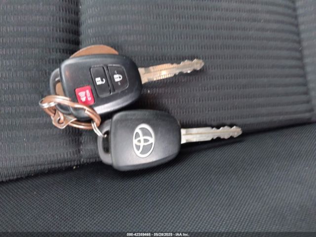 2018 TOYOTA RAV4 JTMBFREV3JJ732425 Photo 10