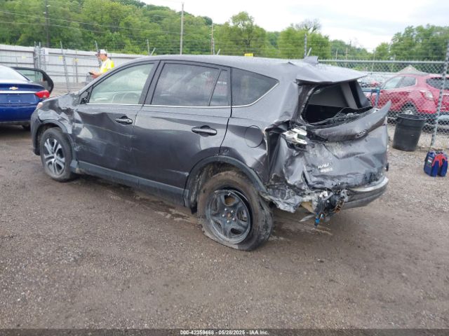 2018 TOYOTA RAV4 JTMBFREV3JJ732425 Photo 2