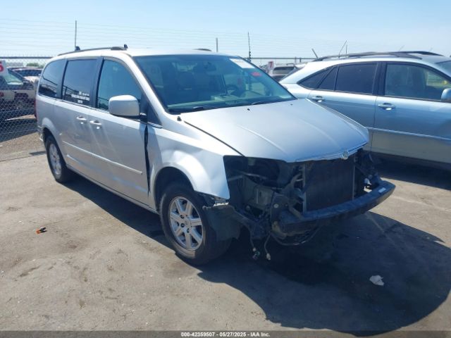 2010 CHRYSLER TOWN & COUNTRY 2A4RR5D16AR492032 Photo 0