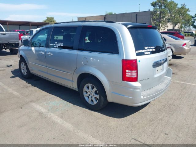 2010 CHRYSLER TOWN & COUNTRY 2A4RR5D16AR492032 Photo 2