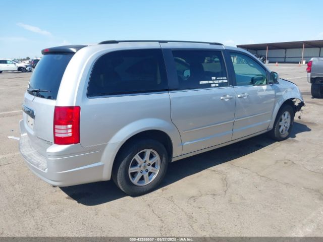 2010 CHRYSLER TOWN & COUNTRY 2A4RR5D16AR492032 Photo 3