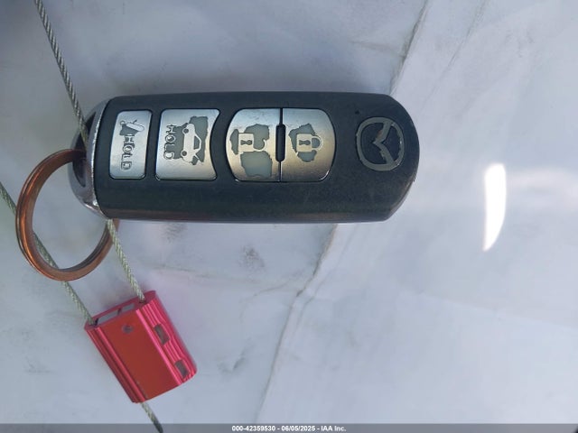 JM1BM1T74G1334824 Mazda pe