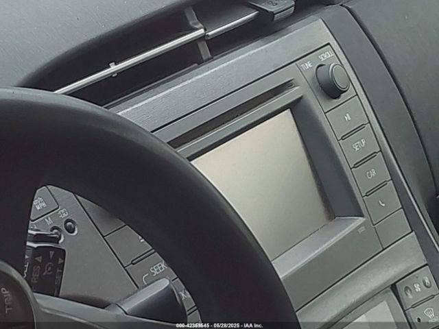 JTDKN3DU4E0371159 Toyota Prius Two