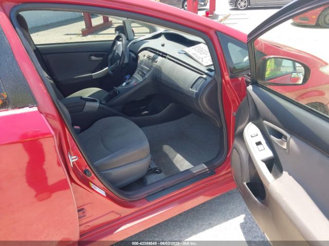 JTDKN3DU4E0371159 Toyota Prius Two