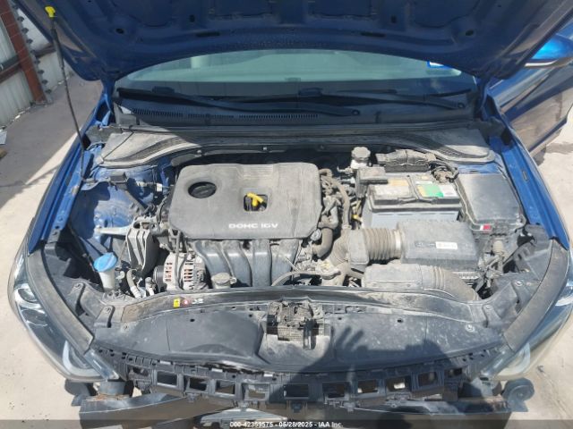 5NPD74LF6HH180684 Hyundai ELANTRA SE