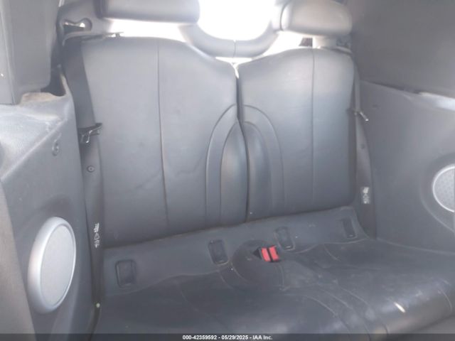 2005 MINI COOPER S WMWRH33525TF83816 Photo 7