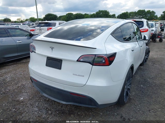 2022 TESLA MODEL Y 7SAYGDEF6NF449505 Photo 3