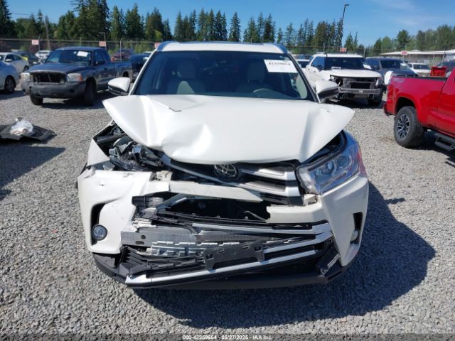 5TDJZRFH8HS427544 Toyota Highlander Xle