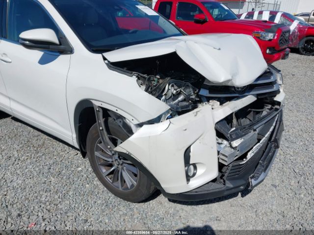 5TDJZRFH8HS427544 Toyota Highlander Xle