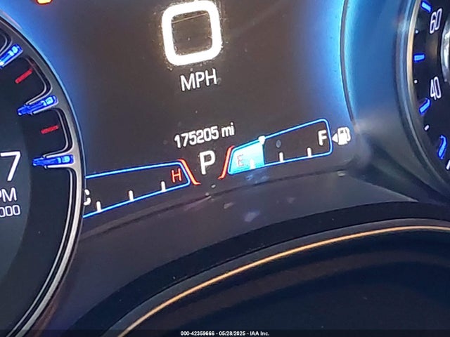 Chrysler 2018 2018 2C3CCAEG6JH262011 Image 16