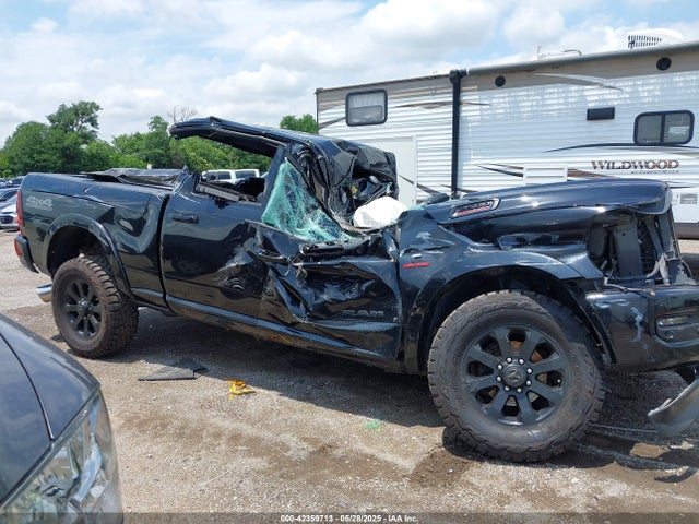 3C6UR5FL8KG701641 RAM 2019