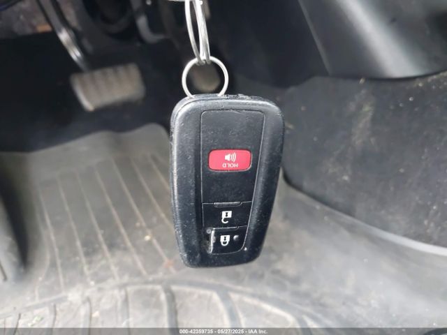 JTDKARFU7G3009534 Toyota Prius Four Touring
