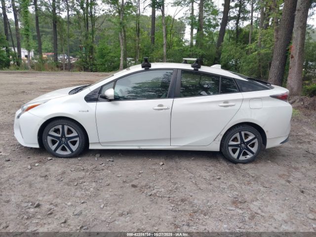 JTDKARFU7G3009534 Toyota Prius Four Touring