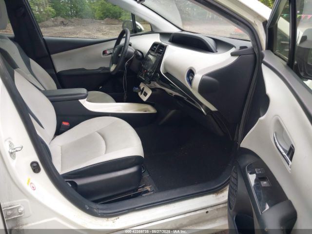 JTDKARFU7G3009534 Toyota Prius Four Touring