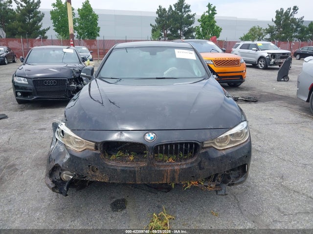 BMW 330I 2018 WBA8B9G58JNU97108 Image 13
