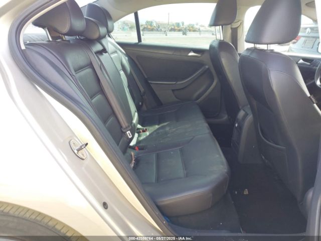 3VWD17AJ8EM285174 Volkswagen Jetta 1.8t Se