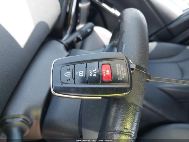 JTDKARFP4H3028294 Toyota Prius Prime Premium